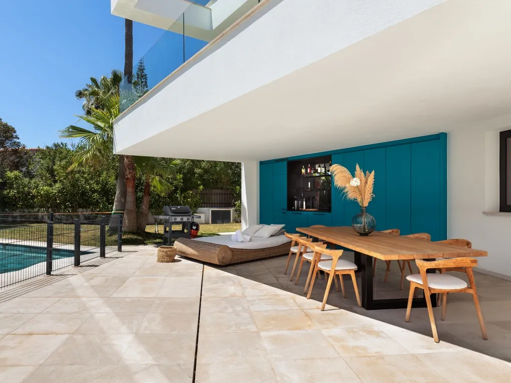 Villa moderne avec des vues spectaculaires à Cas Catala-22