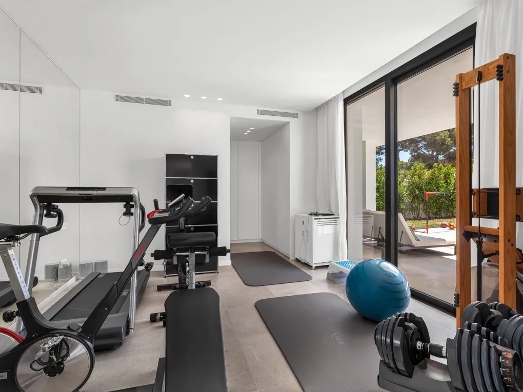 Villa moderne avec des vues spectaculaires à Cas Catala-19