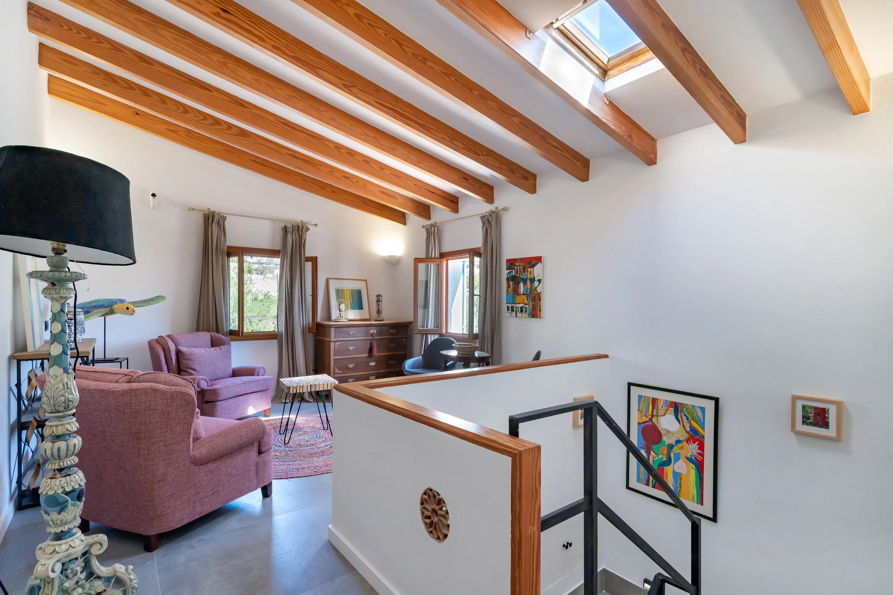 Maison rénovée avec vue panoramique et permis de construire une piscine-14