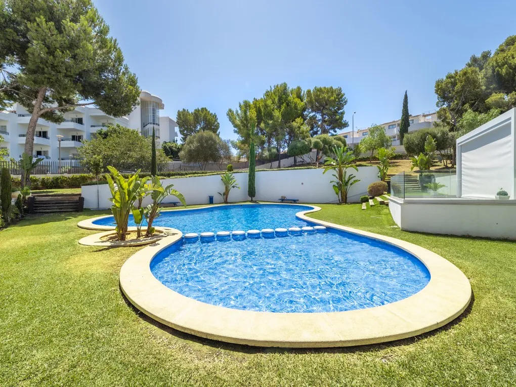 Beach penthouse with spacious terraces in the heart of Palmanova-17