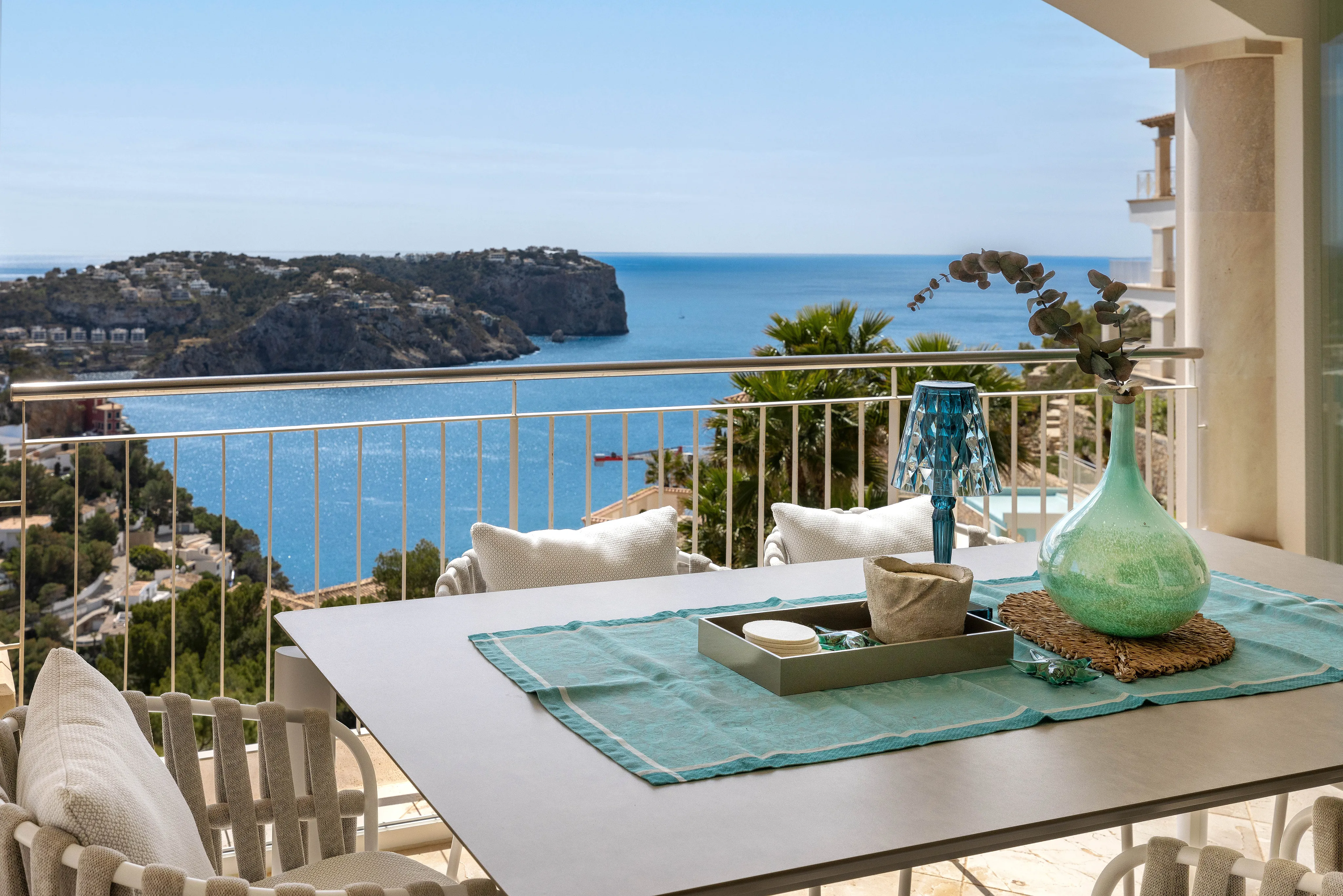 Modern apartment with stunning harbour and sea views-7