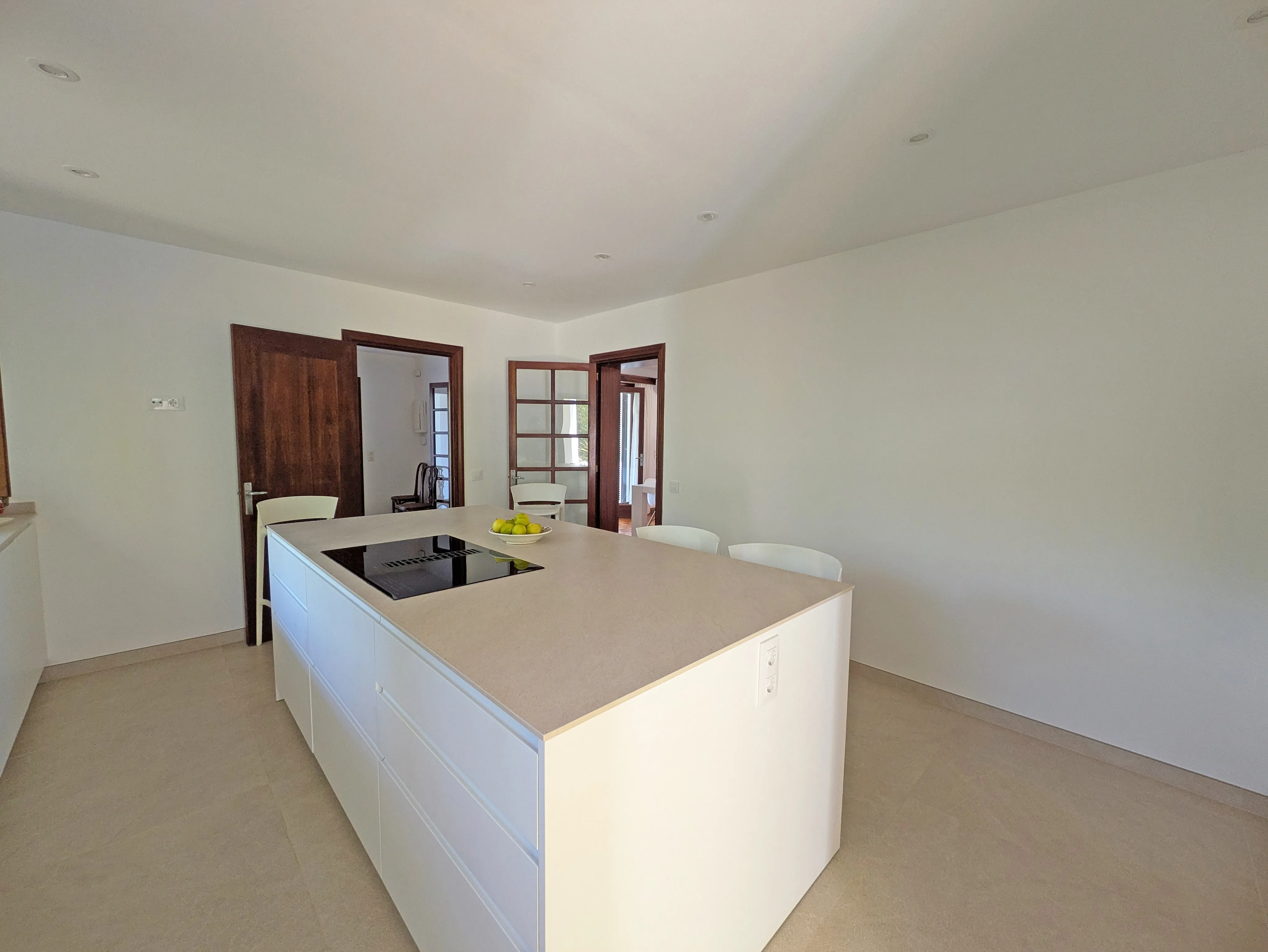 Spacious charming house-5
