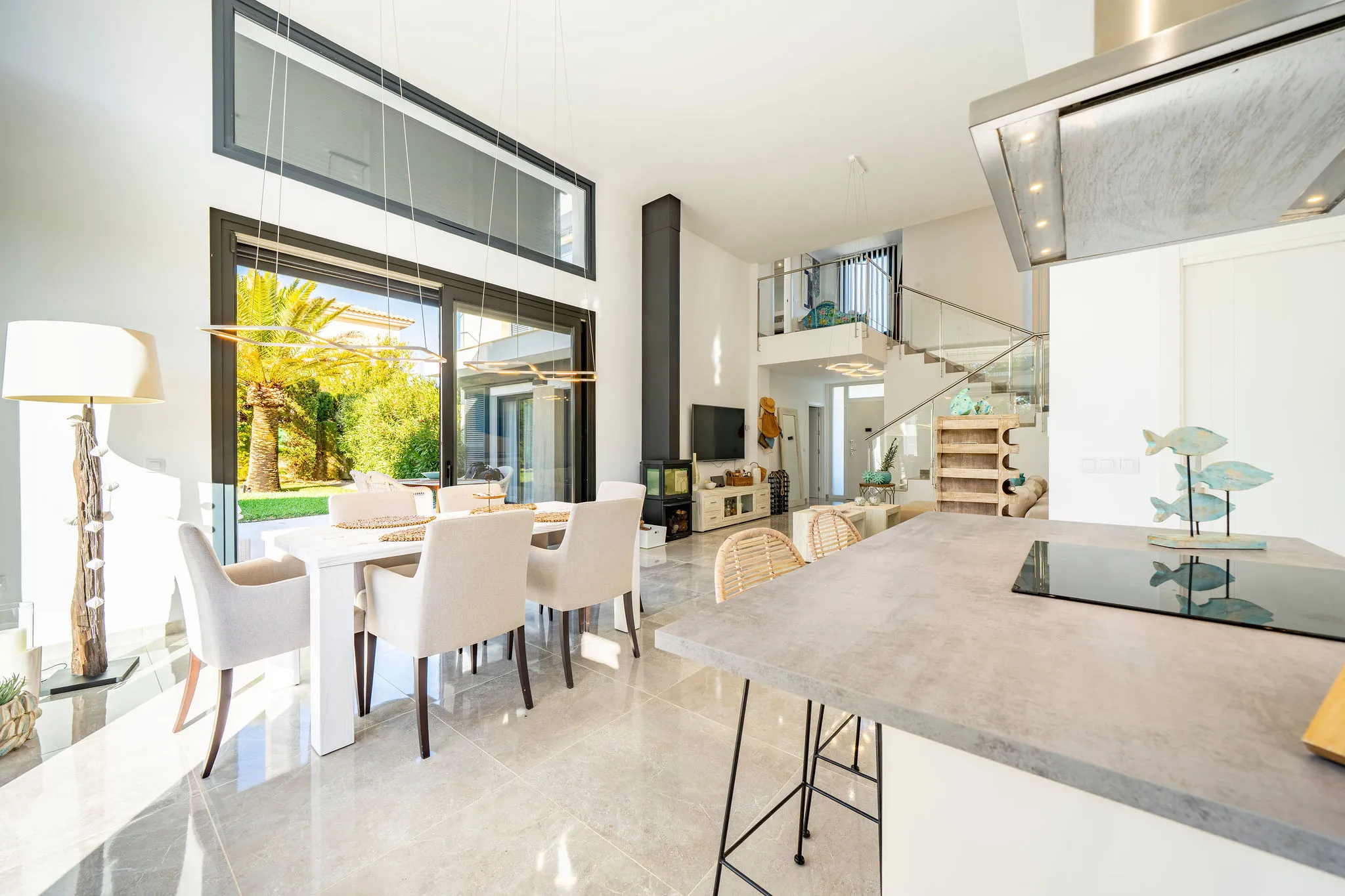 Moderne villa met verwarmd zwembad en hoogwaardige inrichting-3