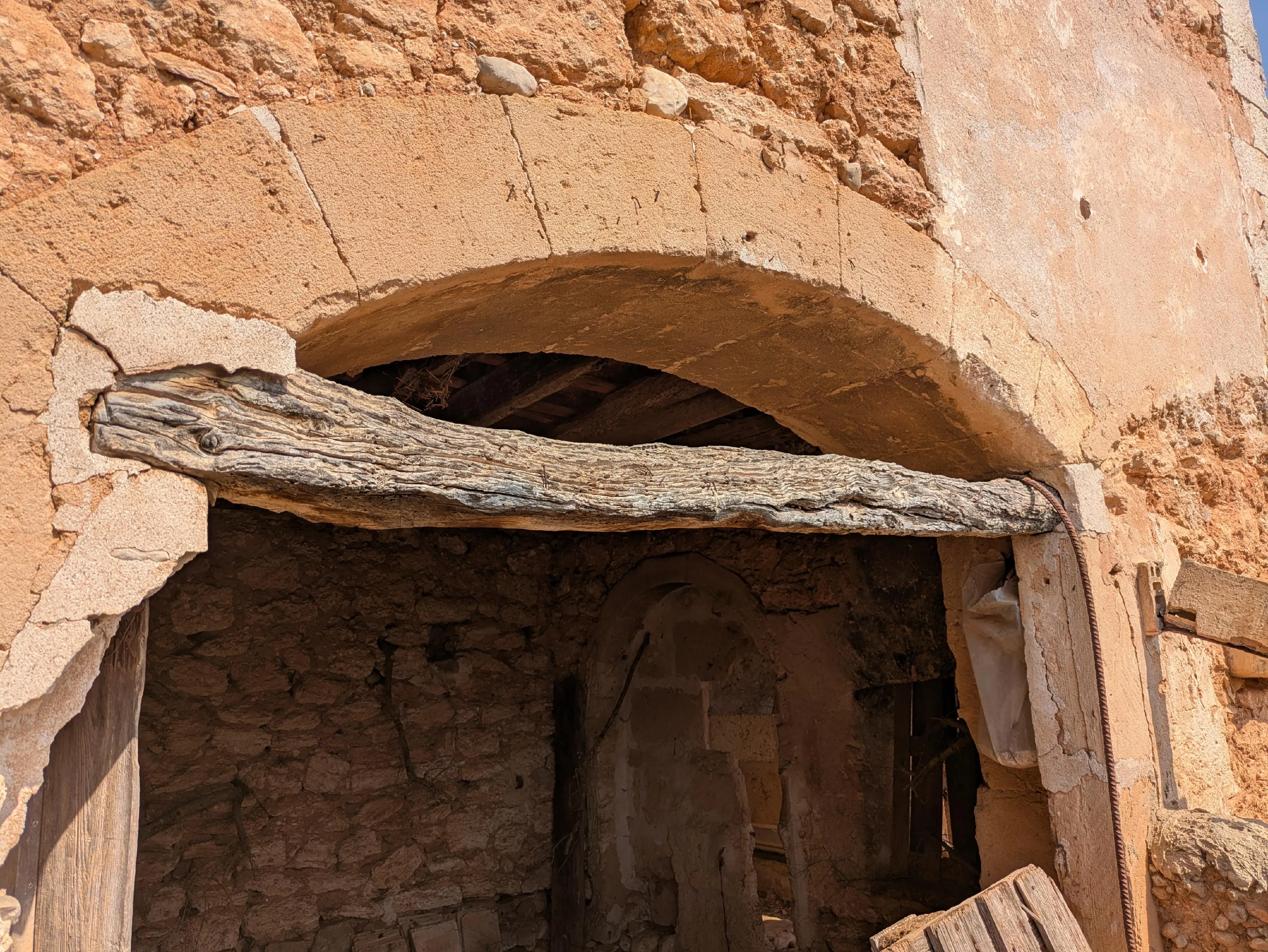 Stor grund med ruin i Binissalem-4