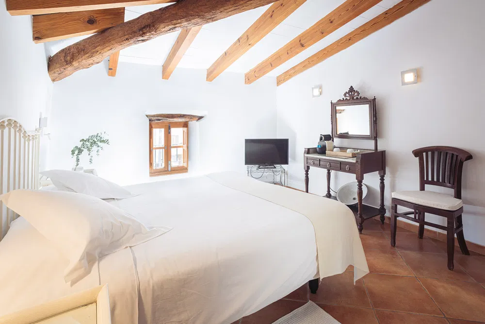 Historic boutique hotel in a fantastic location in the Serra de Tramuntana-4