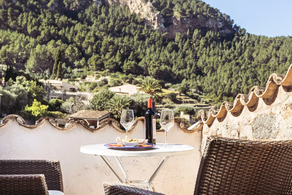 Historic boutique hotel in a fantastic location in the Serra de Tramuntana-22