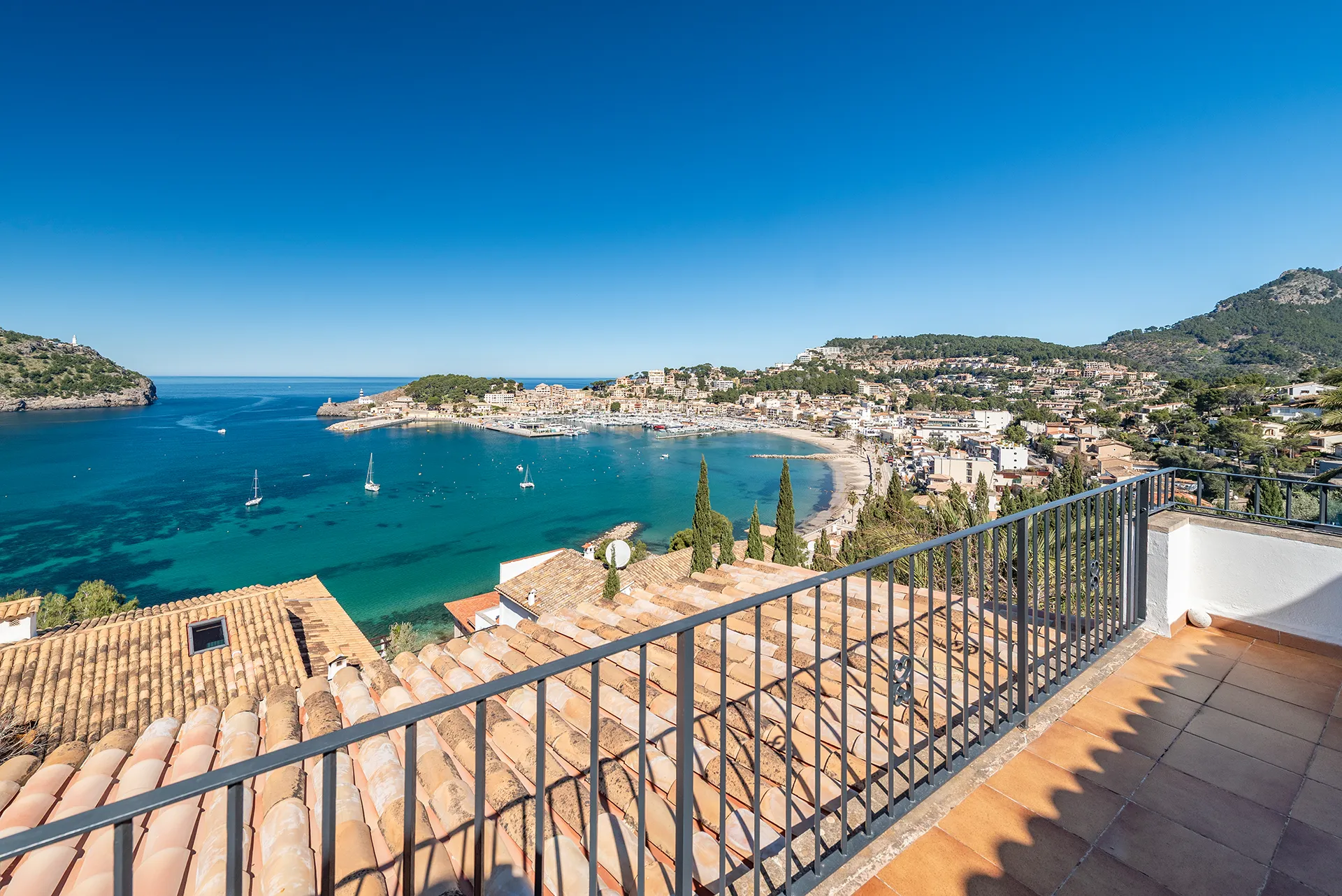 Encantadora villa con vistas panorámicas en Puerto de Sóller-1