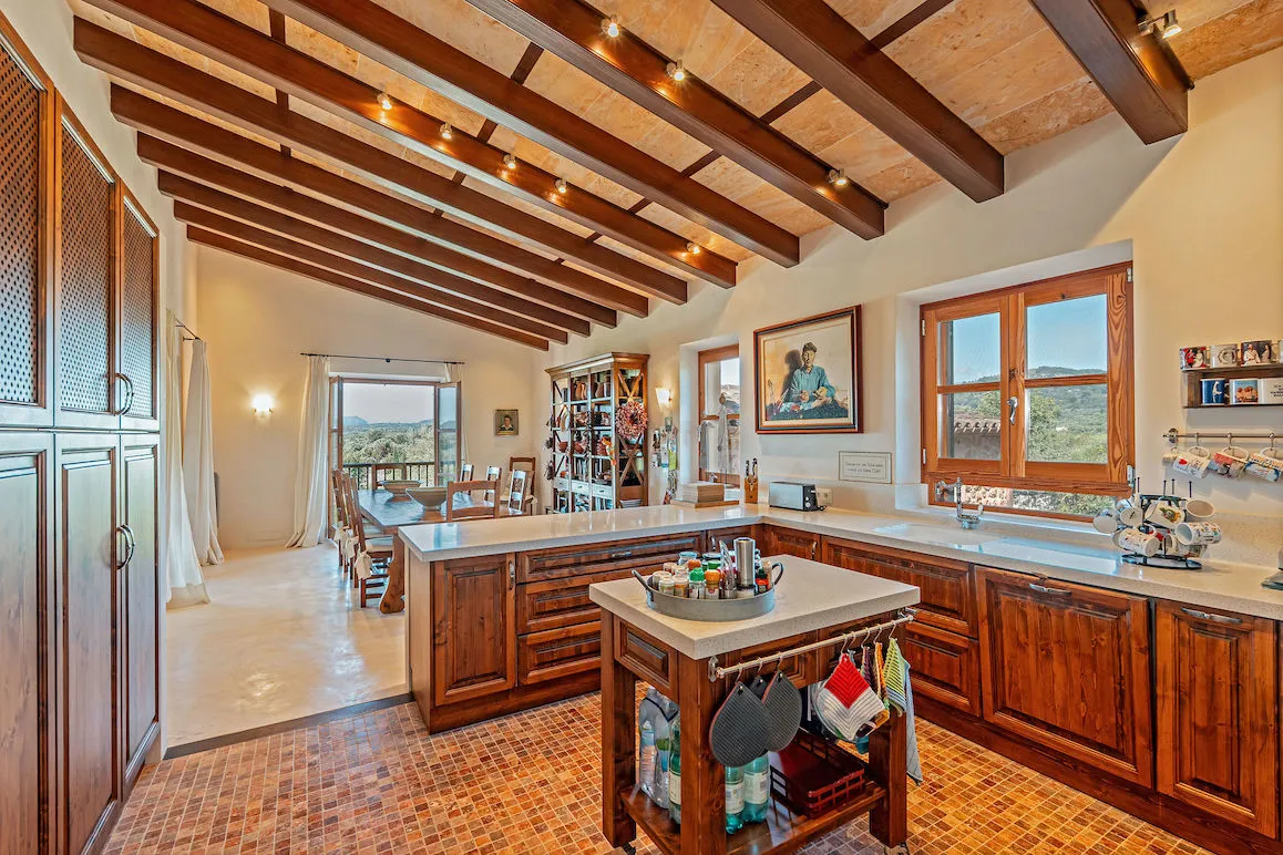 Landsitz mit Infinity-Pool und Blick auf Artà-5