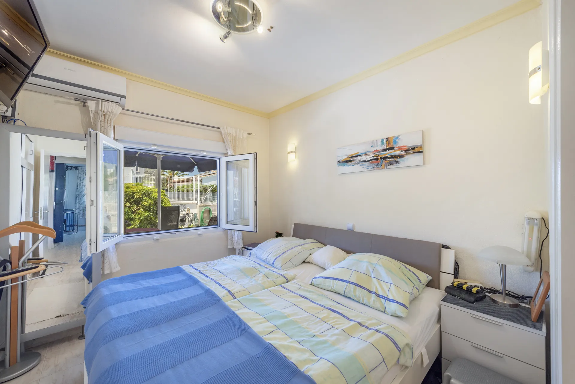 Casa unifamiliar soleada cerca de la playa-9