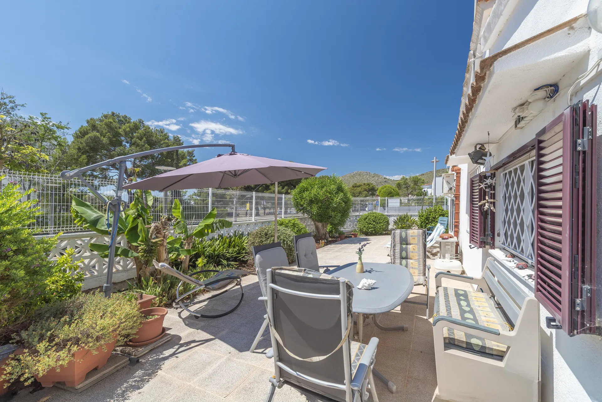 Casa unifamiliar soleada cerca de la playa-1