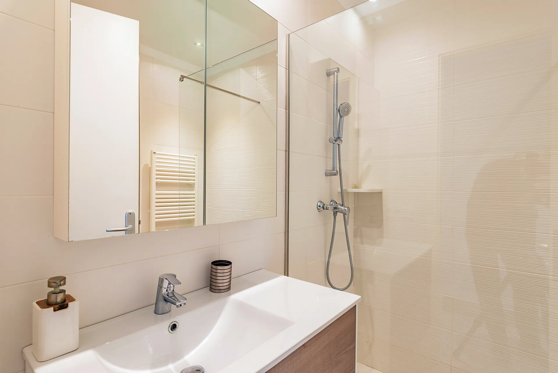 Charming renovated townhouse in Pollensa-19