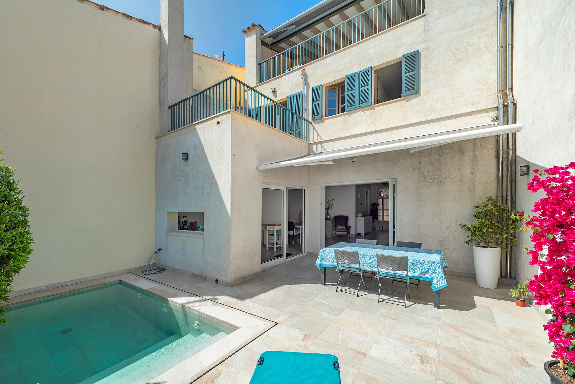 Maison de ville rénovée à Pollensa-30
