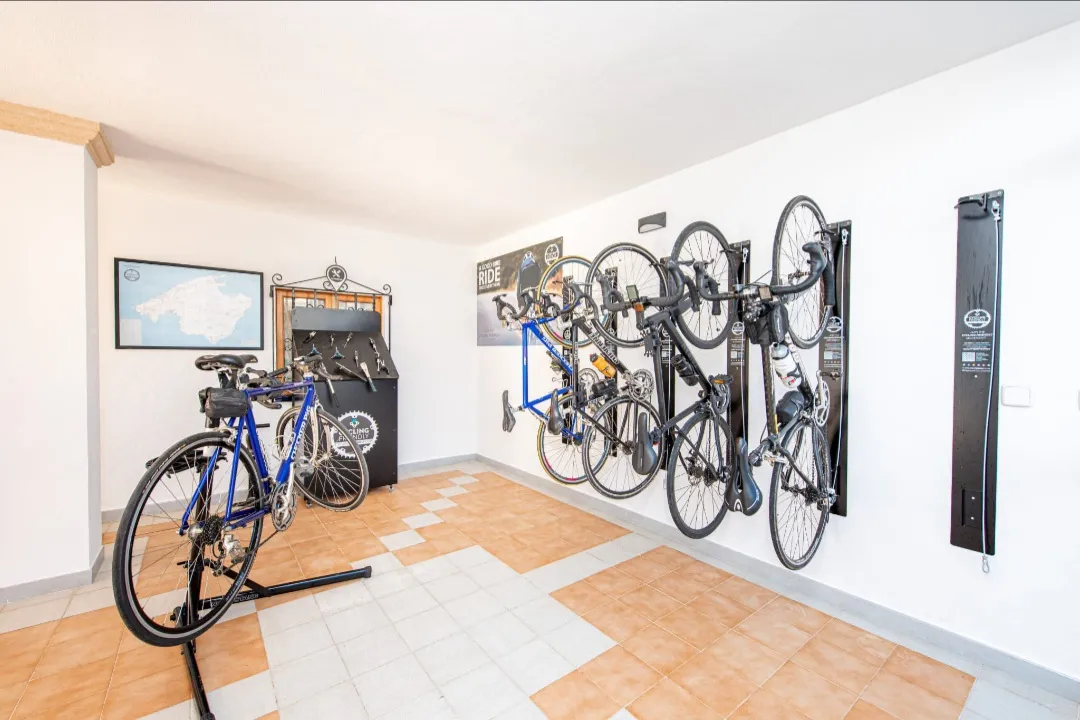 Villa espaciosa con licencia de alquiler en una tranquila zona residencial en Puerto de Pollença-4