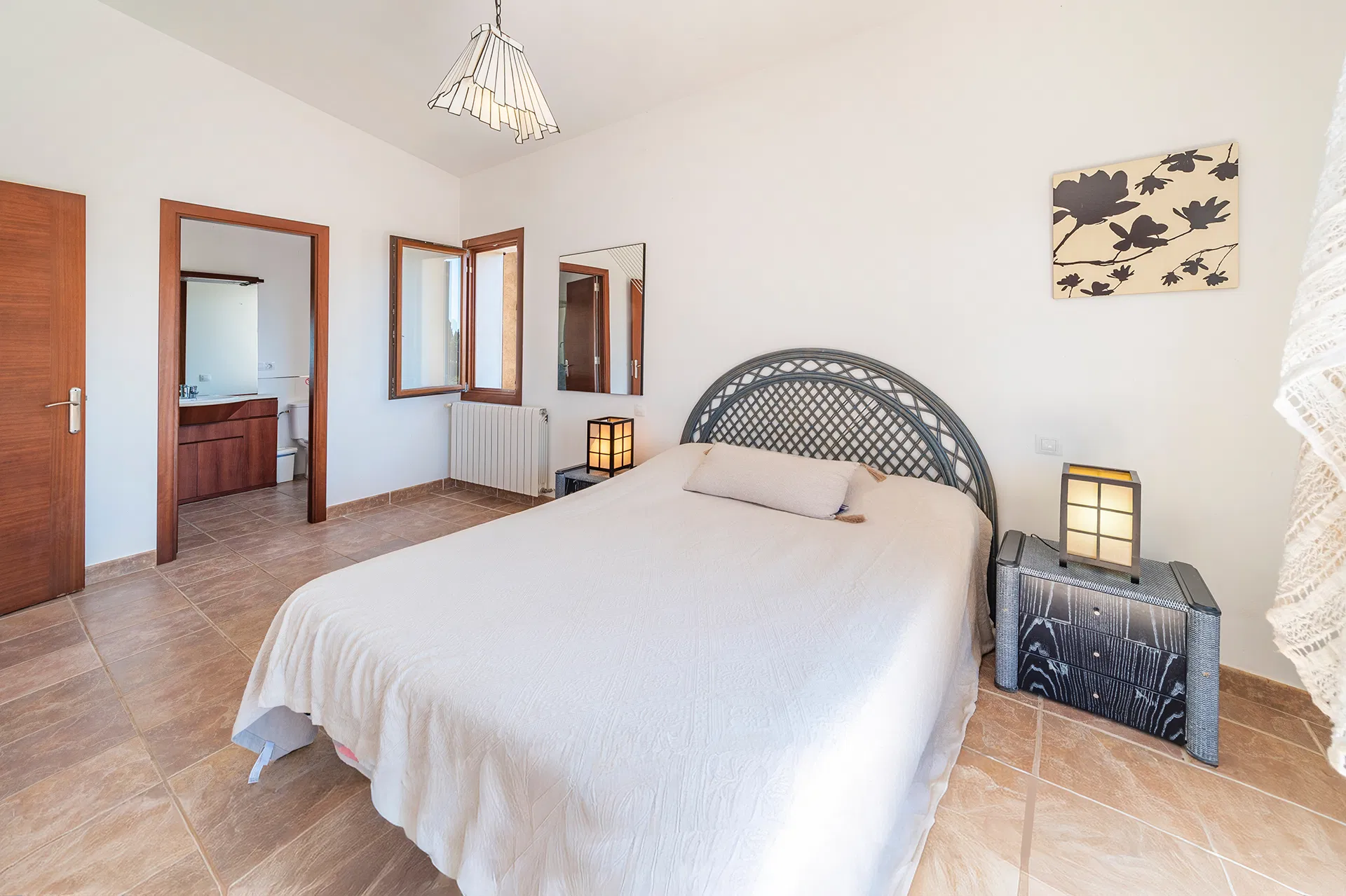 Exclusiva finca rústica con piscina y licencia vacacional-24