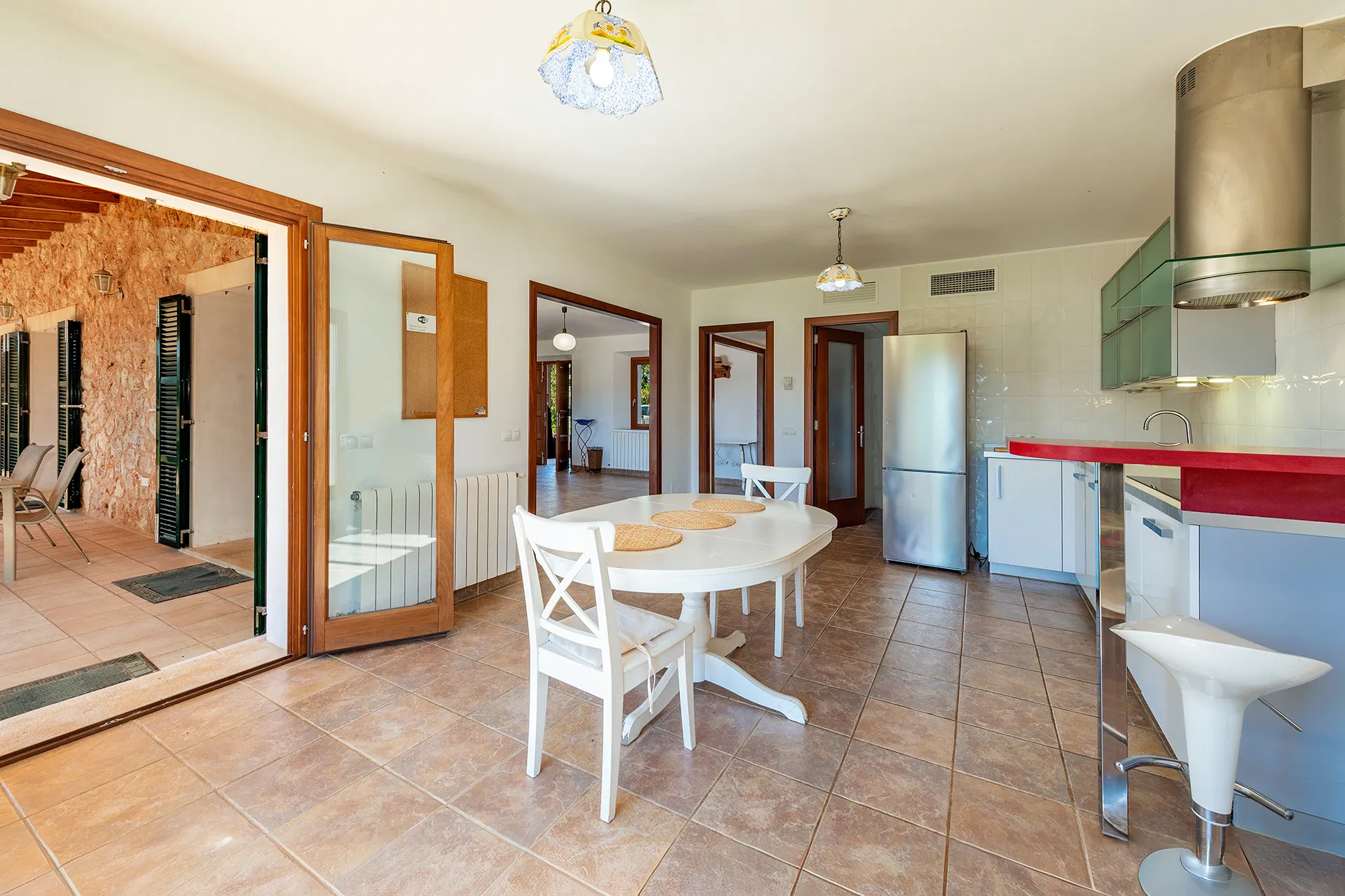 Exclusiva finca rústica con piscina y licencia vacacional-11