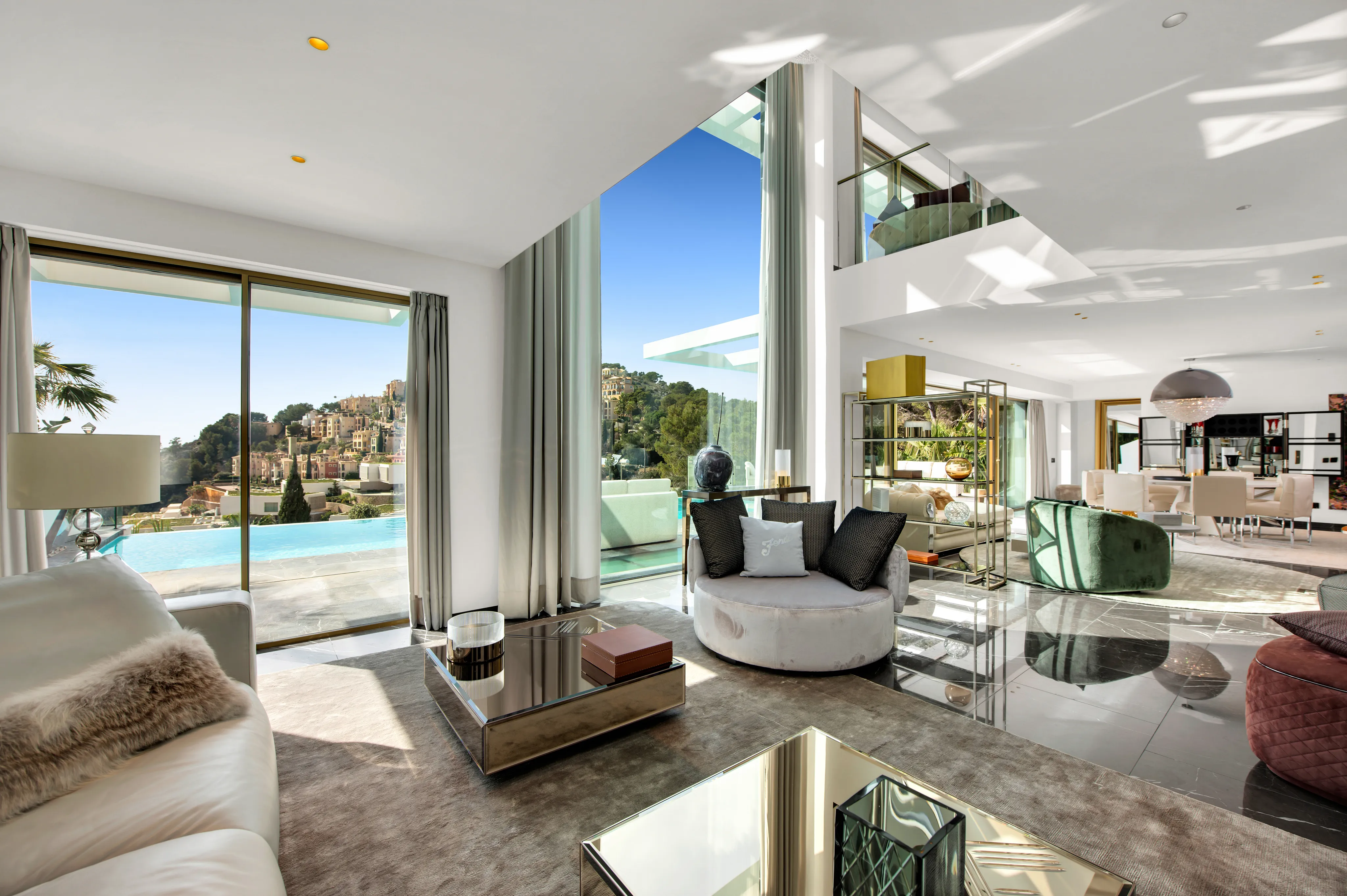 Esclusiva residenza di design con vista sul Mediterraneo-7