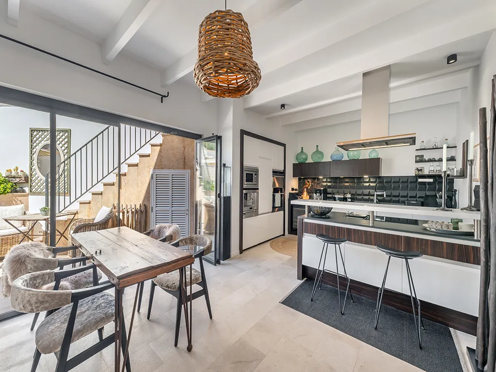 Charmerende byhus fyldt med lys-3