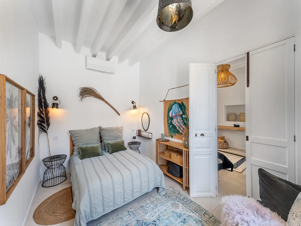 Licht herenhuis met charme-9