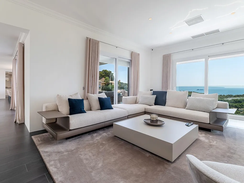 Eksklusiv villa i Bendinat med betagende havudsigt-4