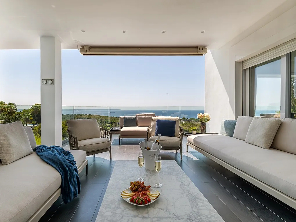 Eksklusiv villa i Bendinat med betagende havudsigt-5