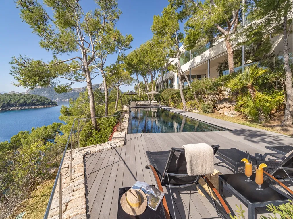 Exclusieve luxe villa met directe toegang tot de zee-5