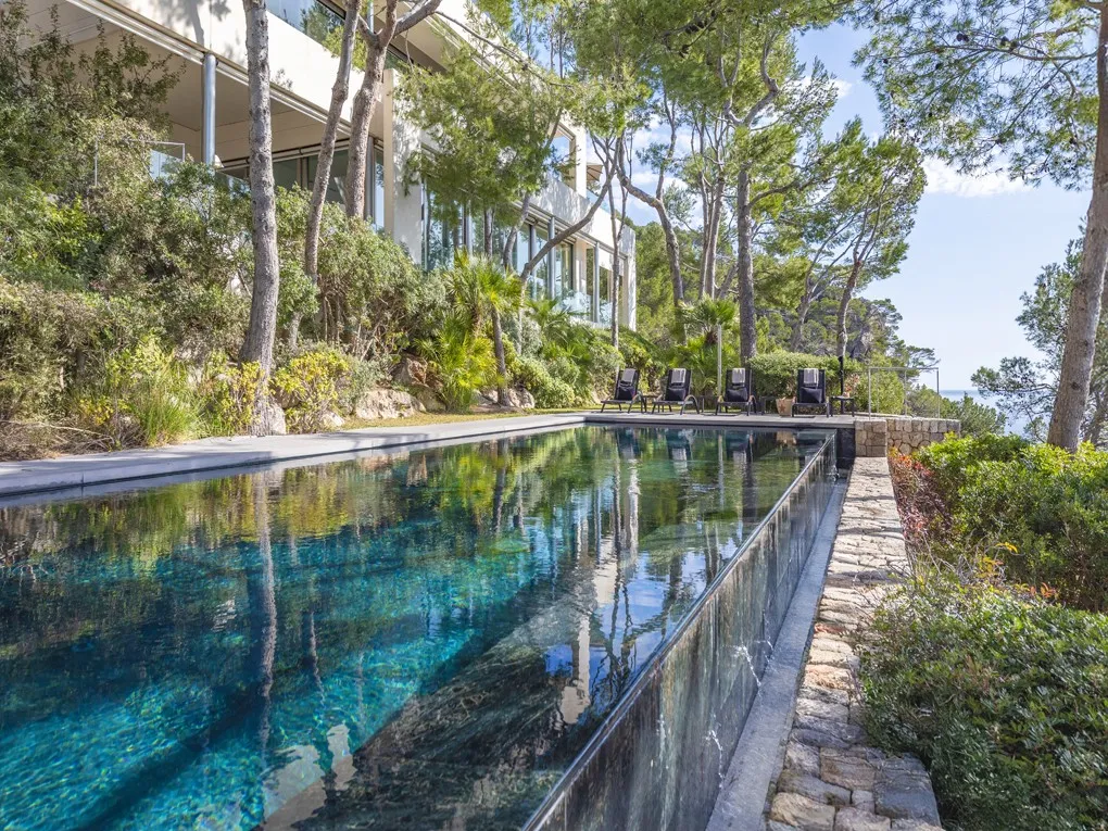 Villa de luxe exclusive avec accès direct à la mer à Formentor-12
