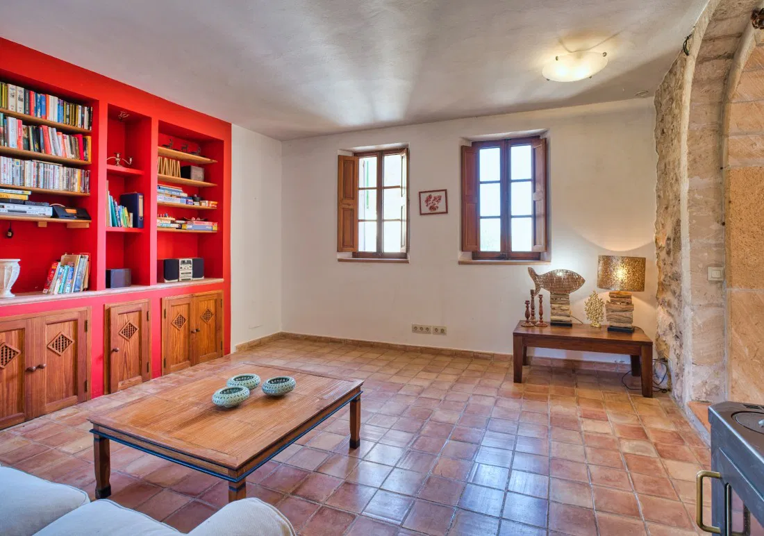 Rustic finca with panoramic views and plenty of privacy near Son Carrió-14
