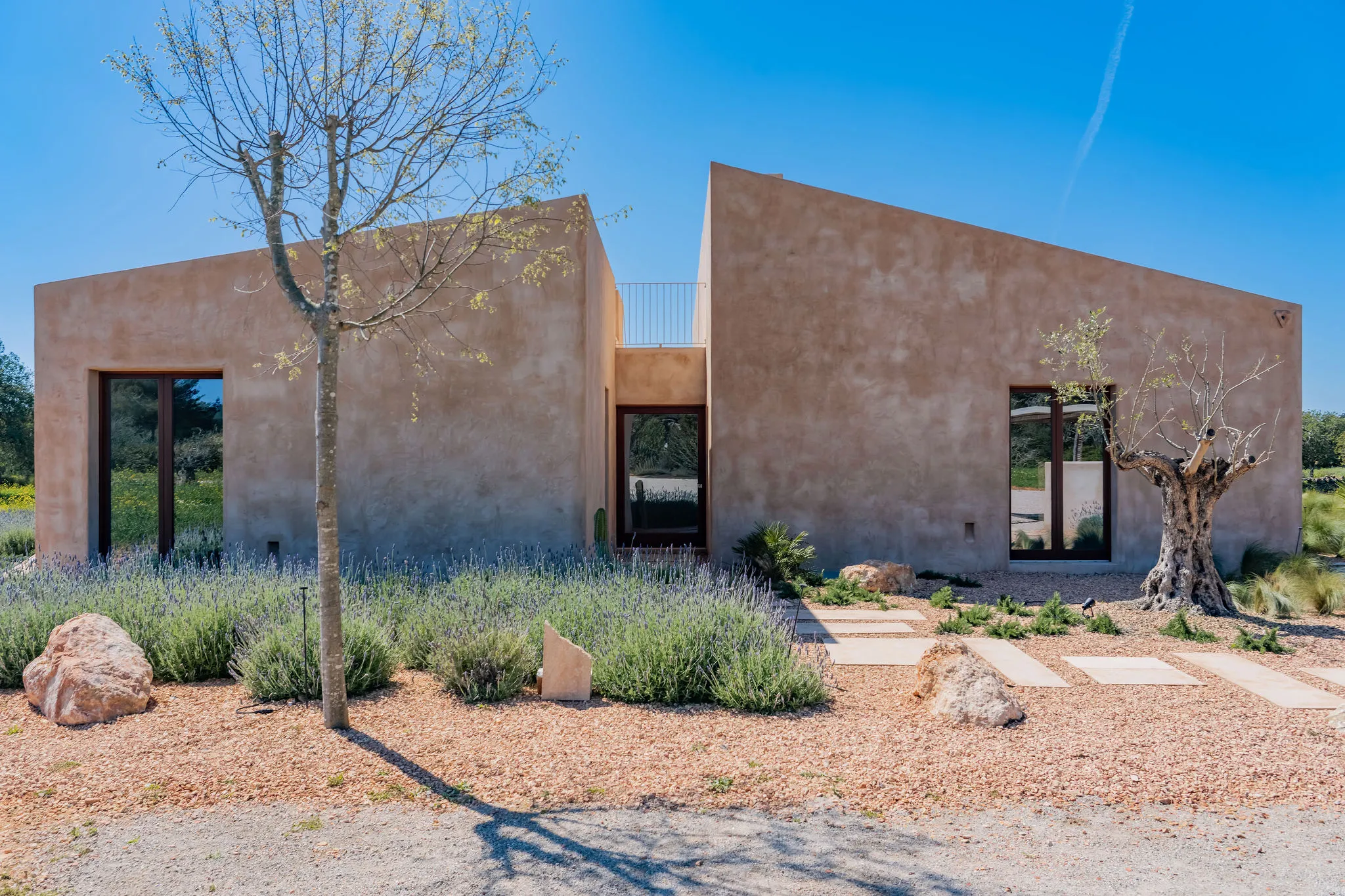 Finca minimalista di nuova costruzione vicino a Cas Concos-24