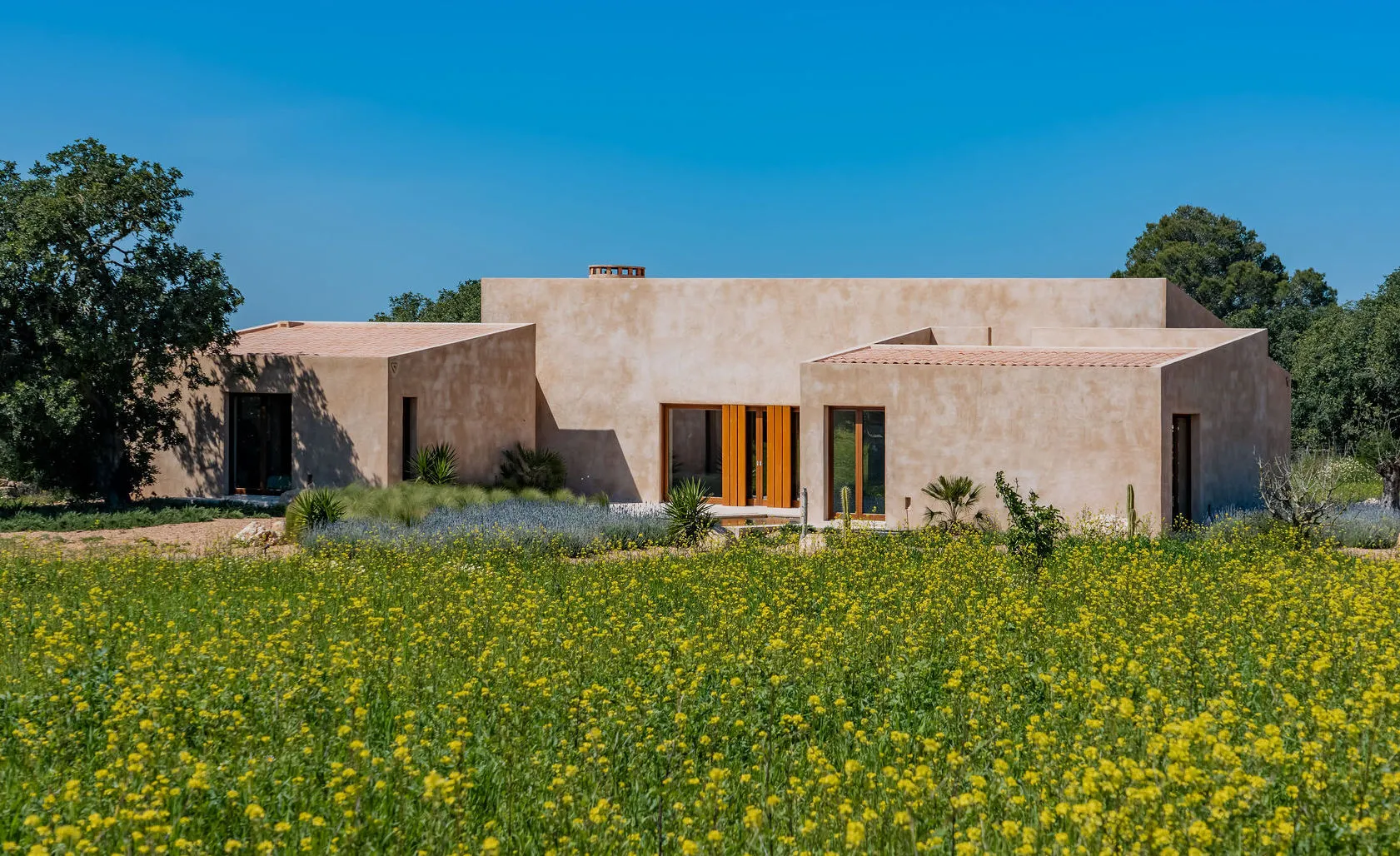 Finca minimalista di nuova costruzione vicino a Cas Concos-2