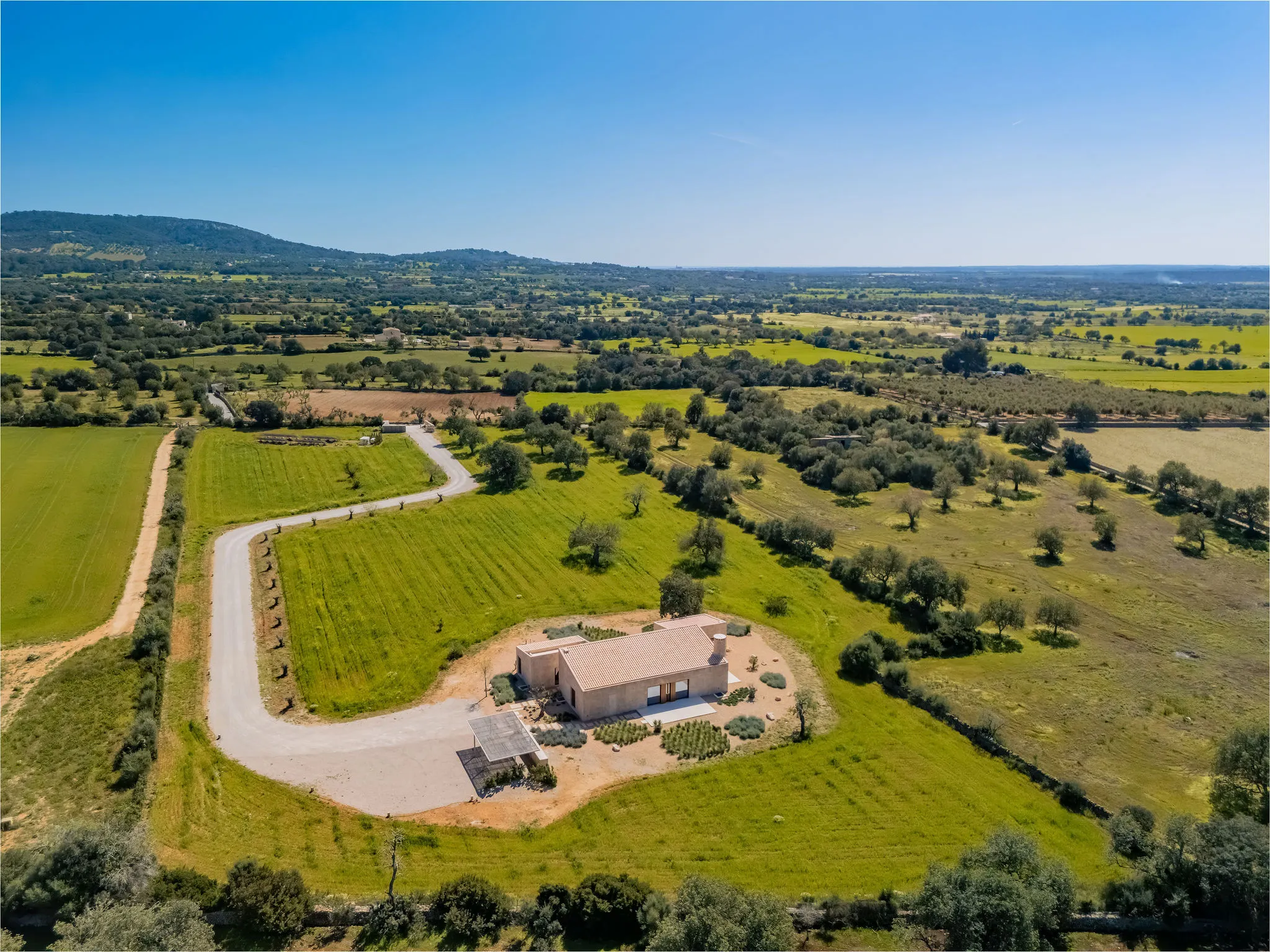 Finca minimalista di nuova costruzione vicino a Cas Concos-20