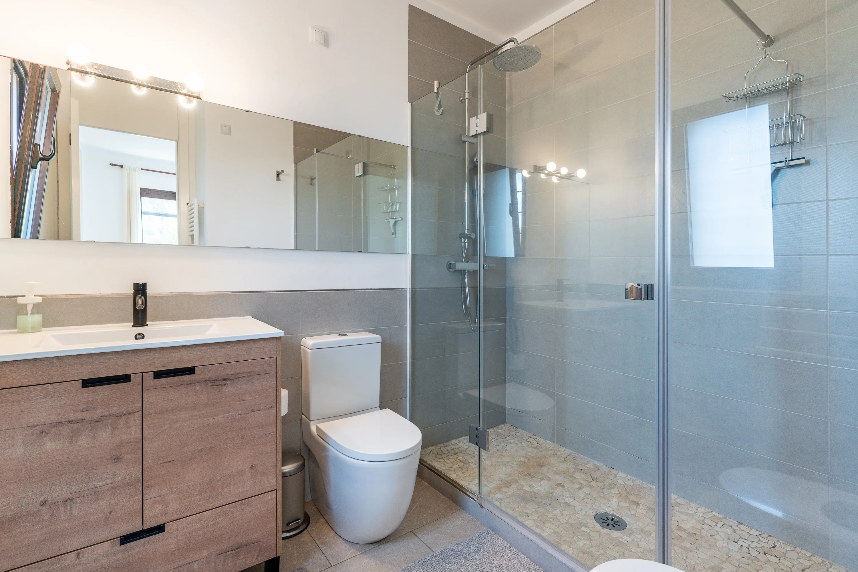 Аутентичный загородный дом с бассейном и ETV-10