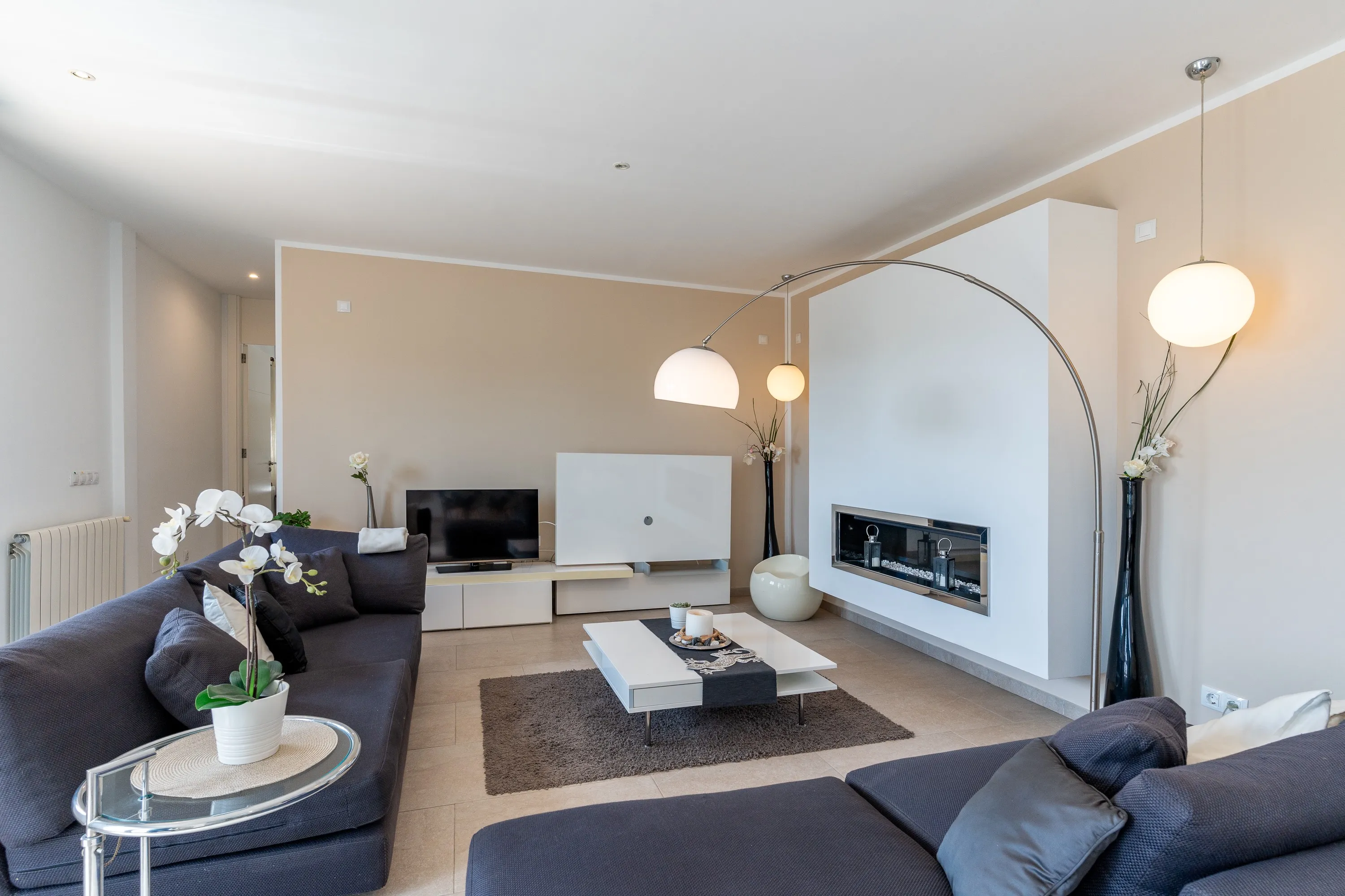 Authentisches Landhaus mit Pool und ETV-7