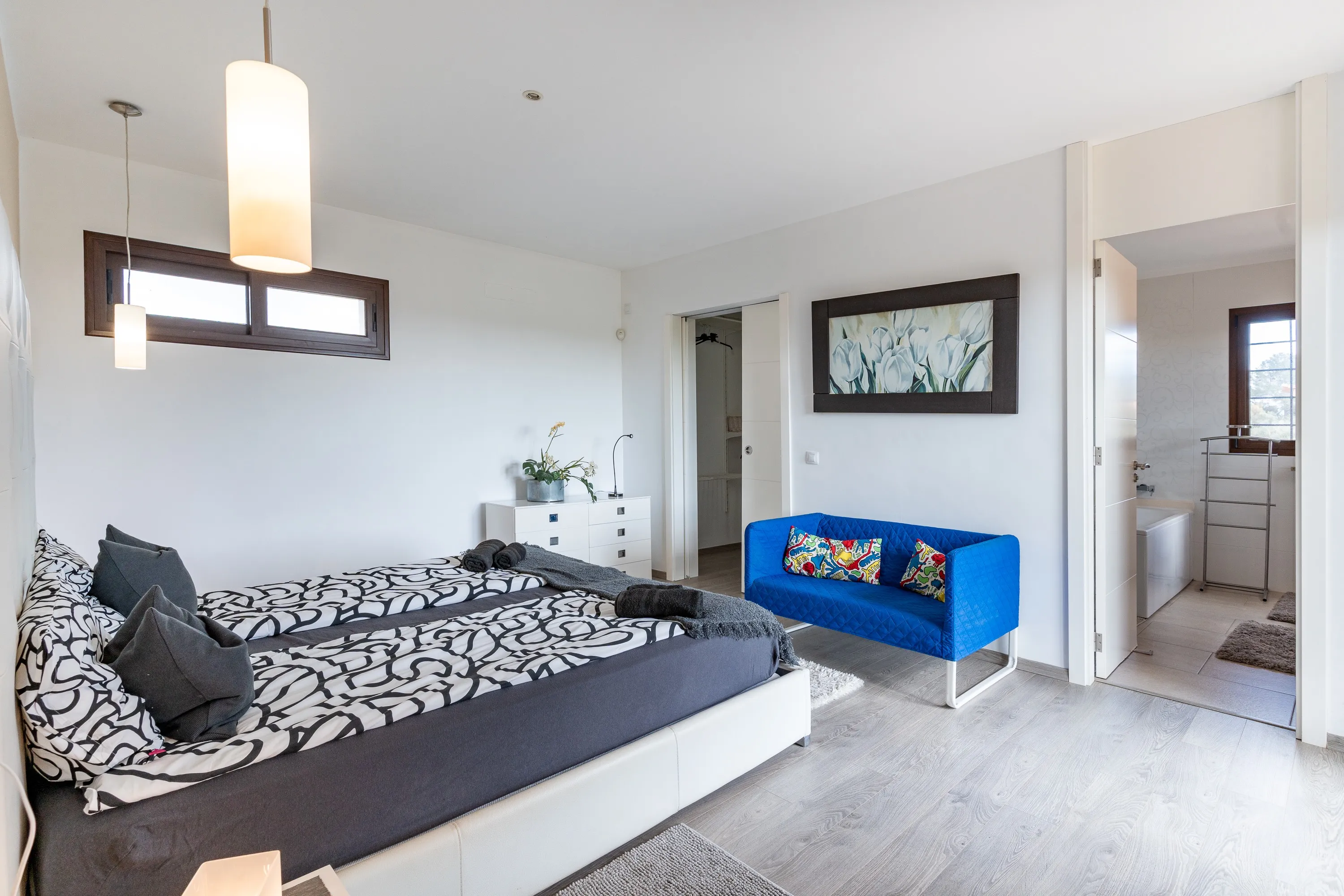 Authentisches Landhaus mit Pool und ETV-10