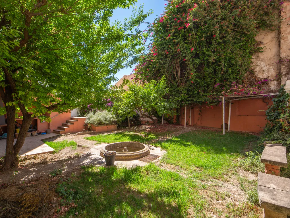 Zum Renovieren: Einzigartige Immobilie mit Garten in Palmas Altstadt-9