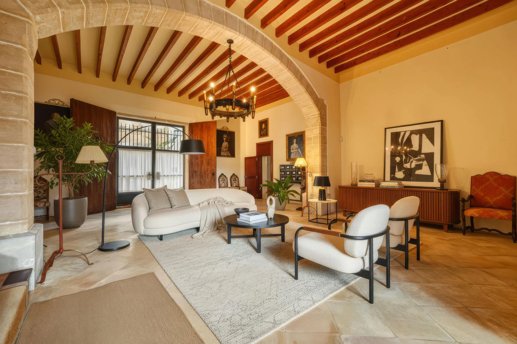 Edificio emblemático con gran potencial de desarrollo en el centro de Artà-5