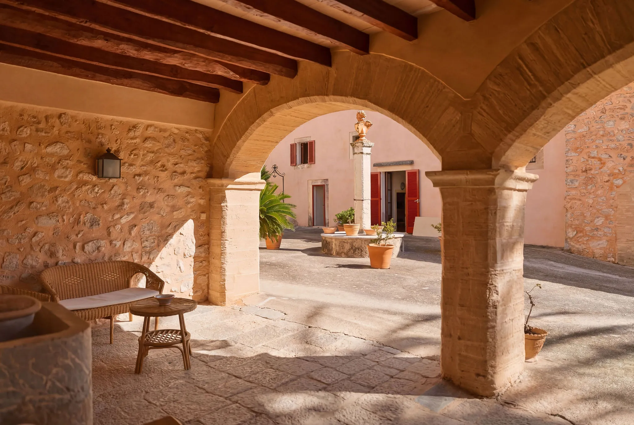 Historic landmark - town house estate in the heart of Arta-12