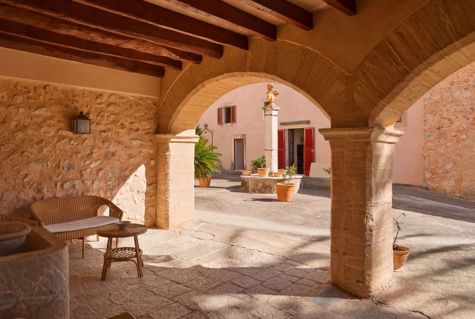 Historic landmark - town house estate in the heart of Arta-11