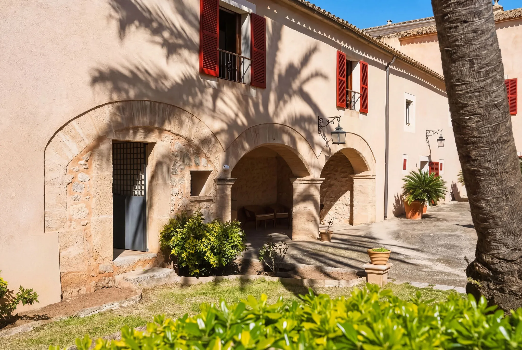 Historic landmark - town house estate in the heart of Arta-1