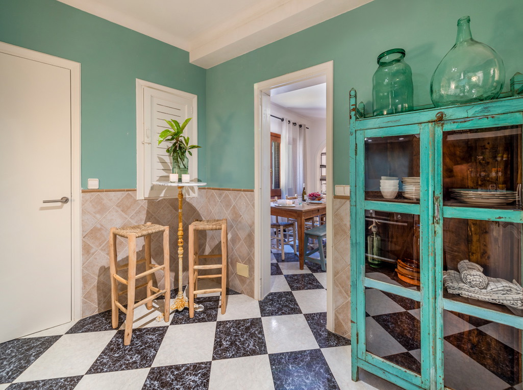 Maison de ville de charme avec vues imprenables et licence de location touristique à Pollensa-9