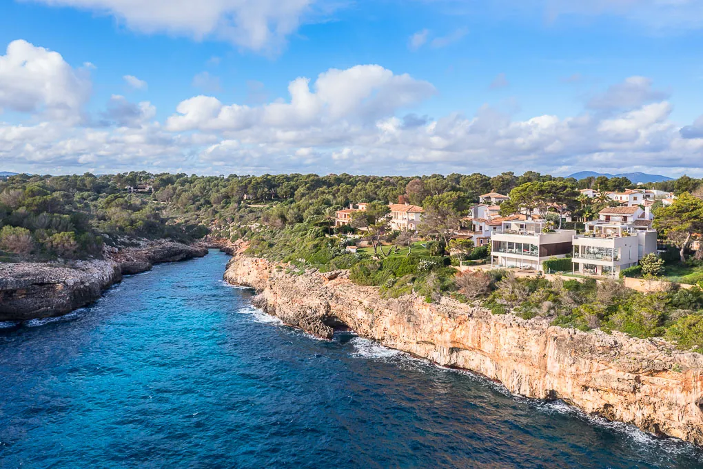 Villa moderna in prima linea mare a Porto Cristo-3