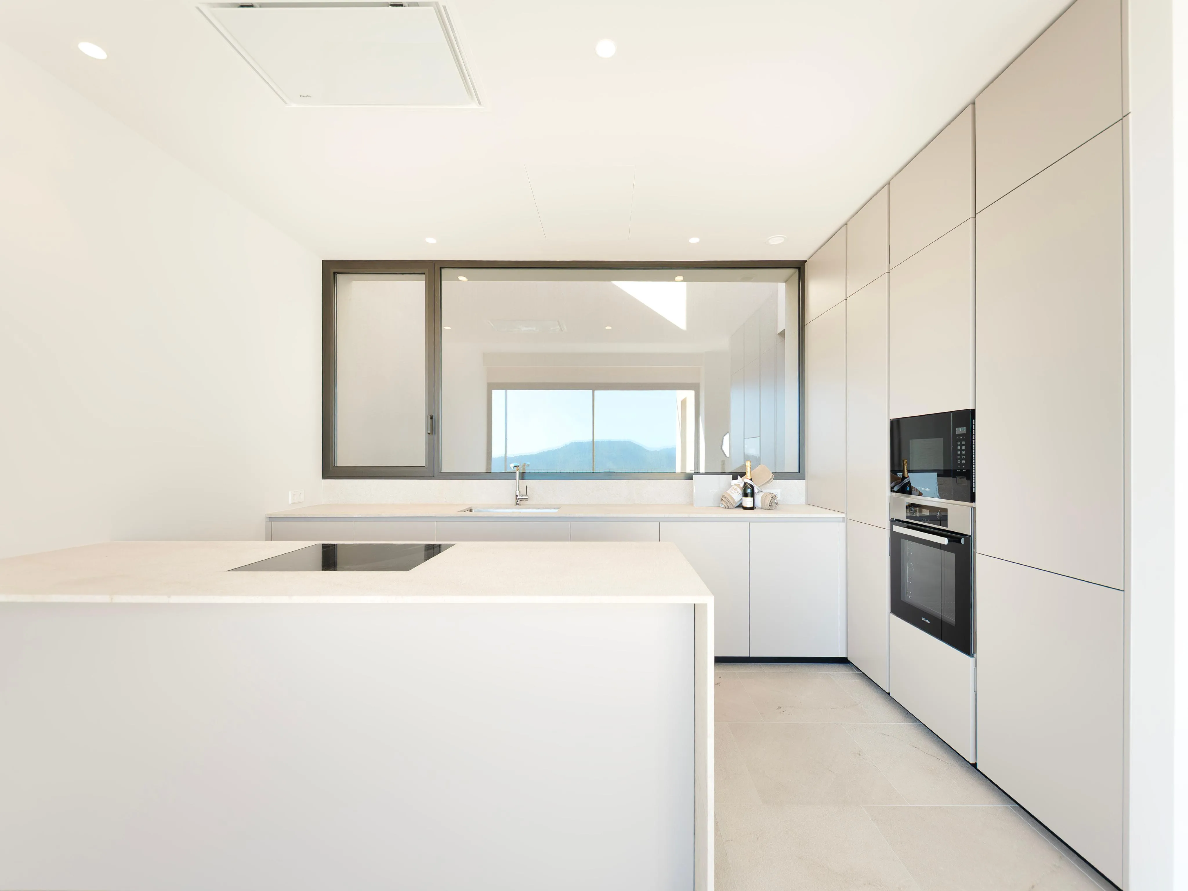 Эксклюзивный двухквартирный дом с панорамным видом на гавань в Порт Андрач-6