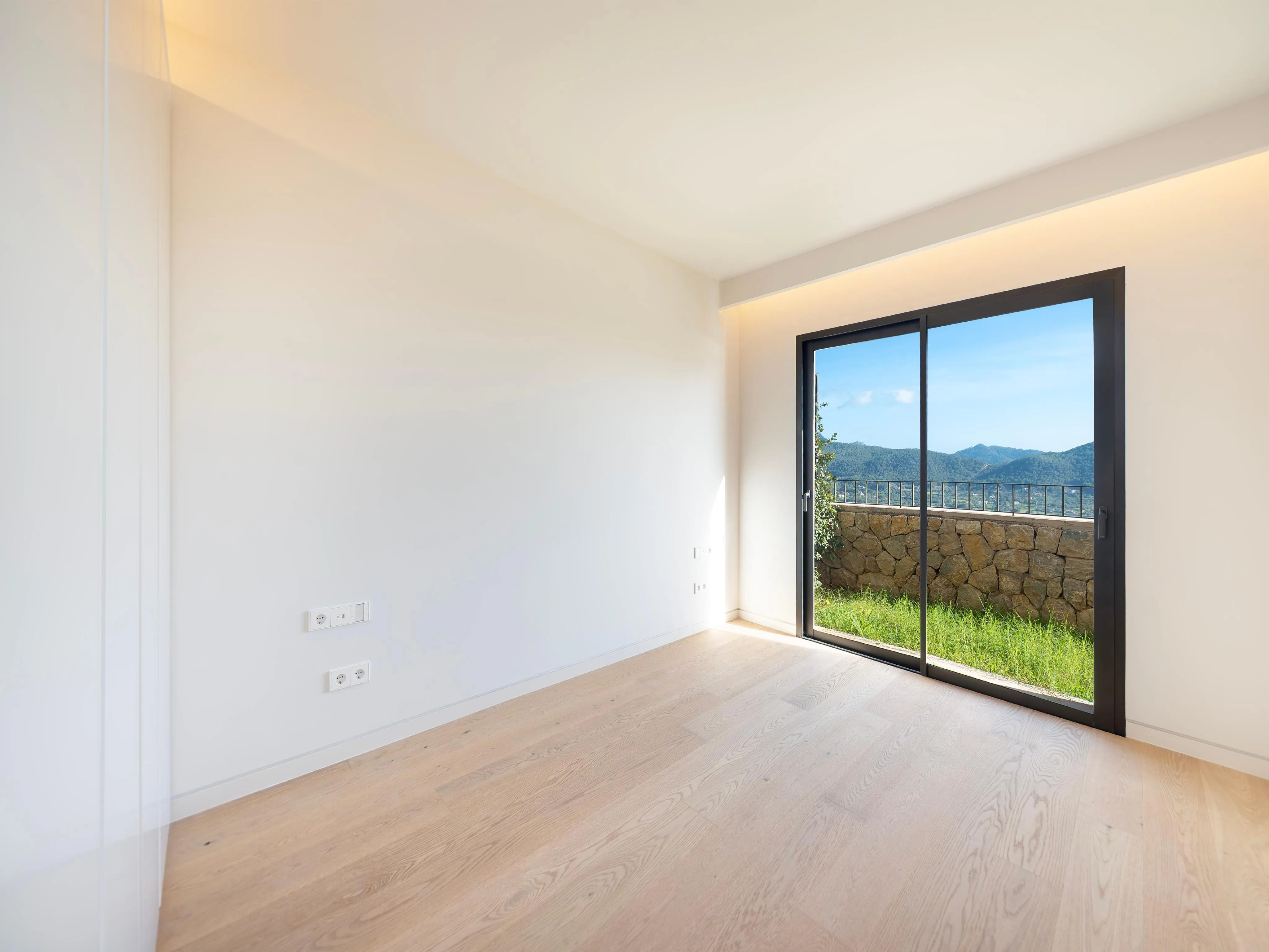 Эксклюзивный двухквартирный дом с панорамным видом на гавань в Порт Андрач-4