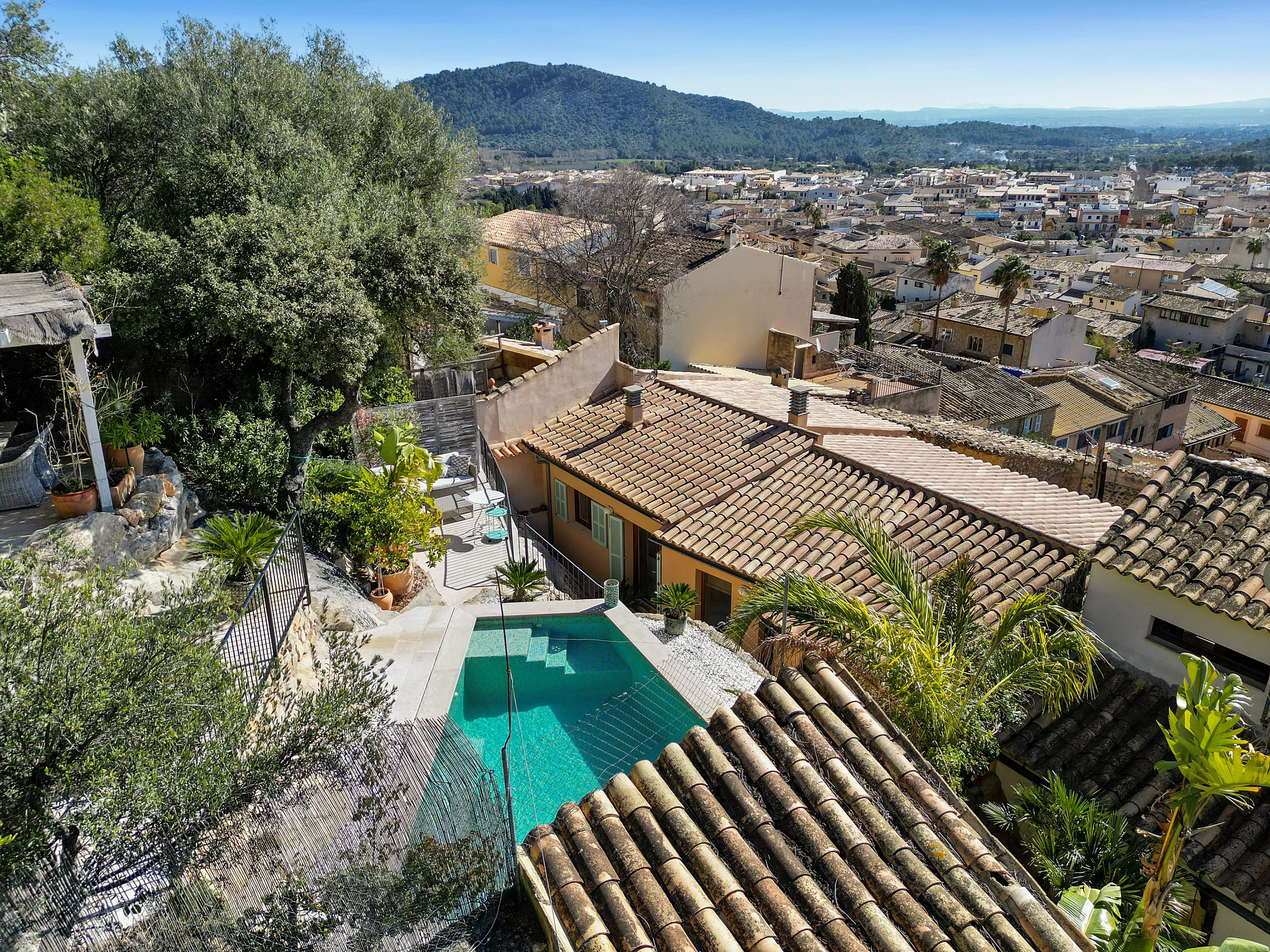 Exclusiva casa de pueblo con vistas fantasticas en Alaró-18