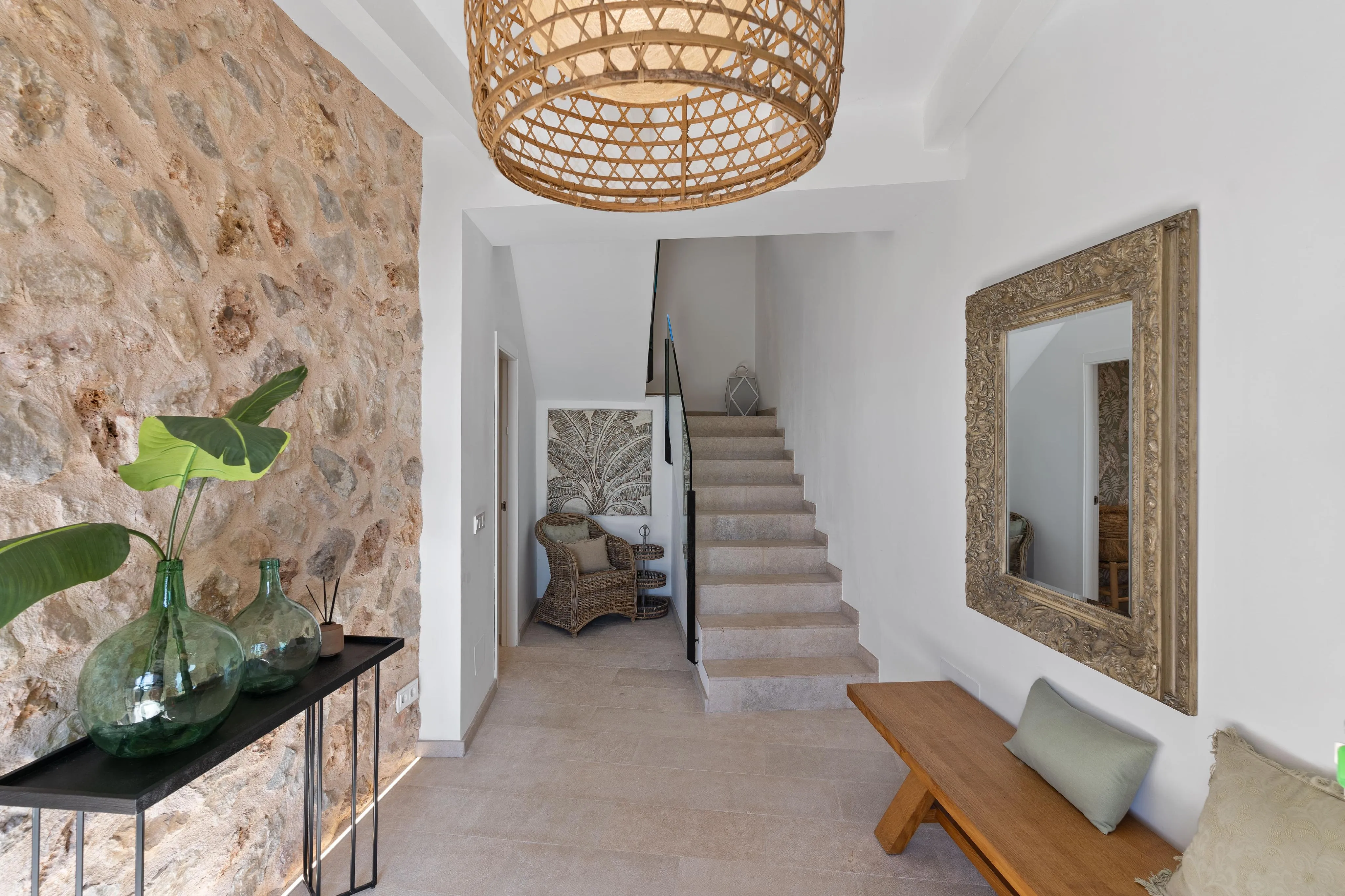 Exclusiva casa de pueblo con vistas fantasticas en Alaró-11