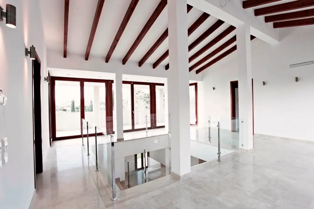 Villa esposta a sud con licenza di affitto vicino al campo da golf a Canyamel-8