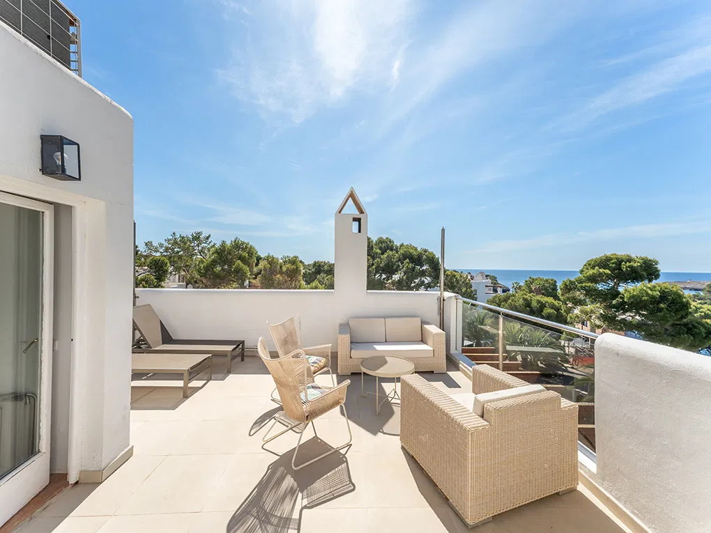 Appartement de rêve avec vue sur la mer et piscine commune-1