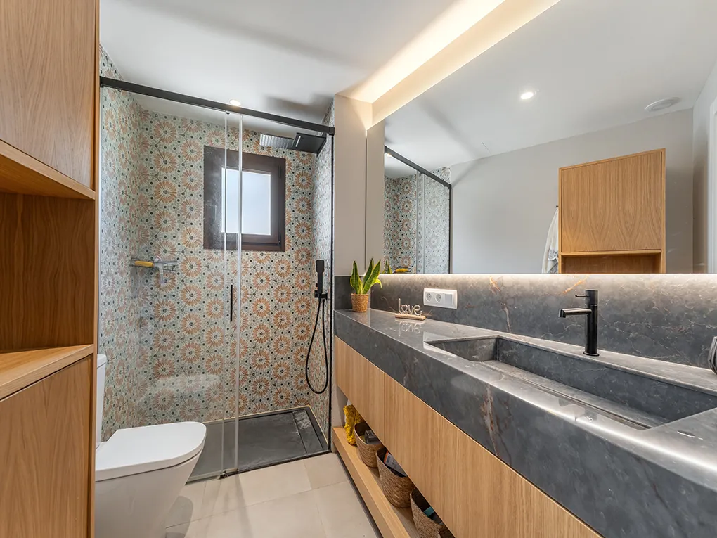 Modern duplex apartment with sea view-9