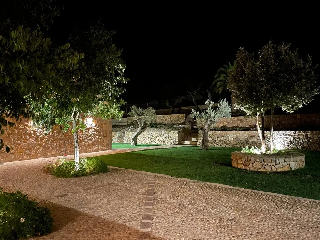 Exclusiva propietat en històrica vall. Campanet-26