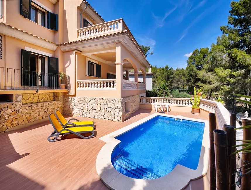 Acogedora casa vacacional con piscina en Cas Catalá-1