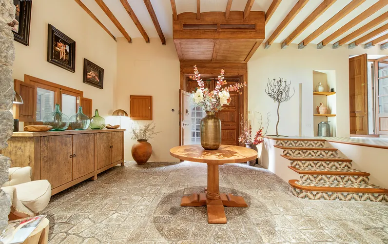 Elegante casa di paese con vista mozzafiato sul Tramuntana a Fornalutx